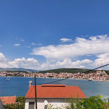Villa Uno Trogir Bagian luar foto
