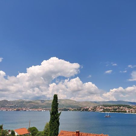 Villa Uno Trogir Bagian luar foto