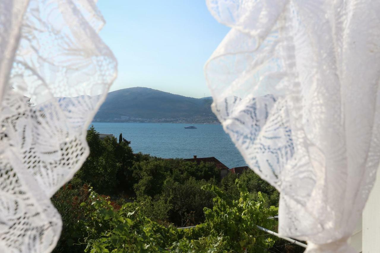 Villa Uno Trogir Bagian luar foto