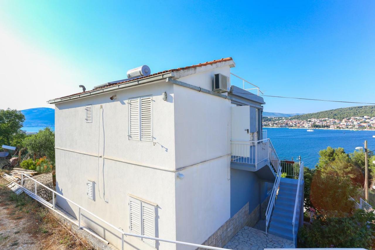 Villa Uno Trogir Bagian luar foto