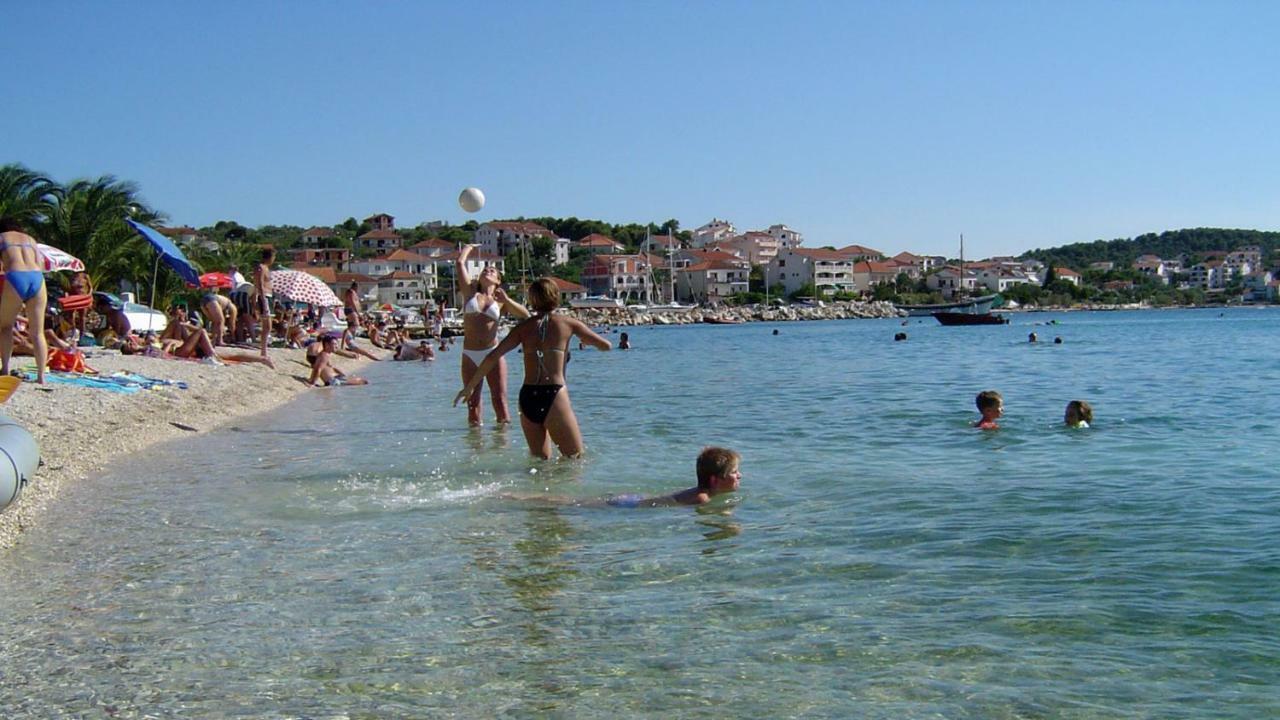 Villa Uno Trogir Bagian luar foto